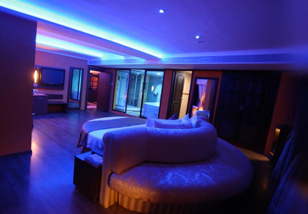เดอะกุยลอนบีชโฮเต็ลแอนด์คอนเวนชั่นเซ็นเตอร์ Hotel โกลลัม ภายนอก รูปภาพ