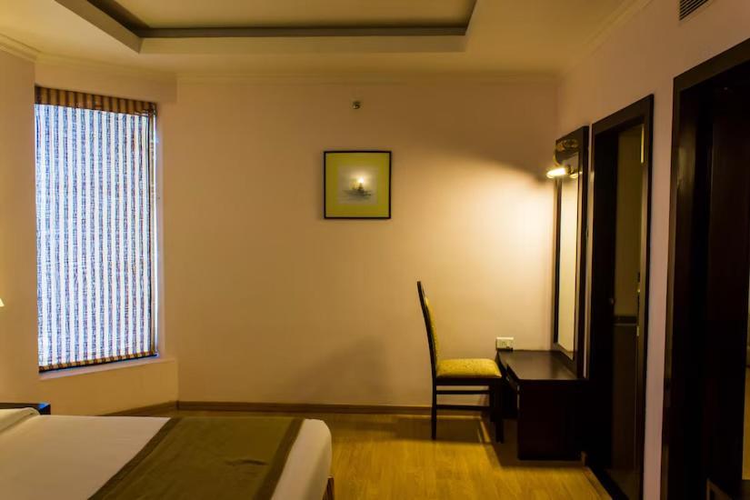 เดอะกุยลอนบีชโฮเต็ลแอนด์คอนเวนชั่นเซ็นเตอร์ Hotel โกลลัม ภายนอก รูปภาพ