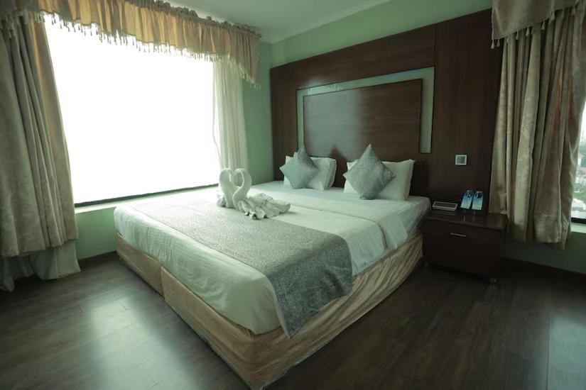 เดอะกุยลอนบีชโฮเต็ลแอนด์คอนเวนชั่นเซ็นเตอร์ Hotel โกลลัม ภายนอก รูปภาพ