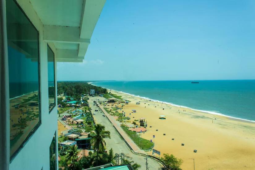 เดอะกุยลอนบีชโฮเต็ลแอนด์คอนเวนชั่นเซ็นเตอร์ Hotel โกลลัม ภายนอก รูปภาพ
