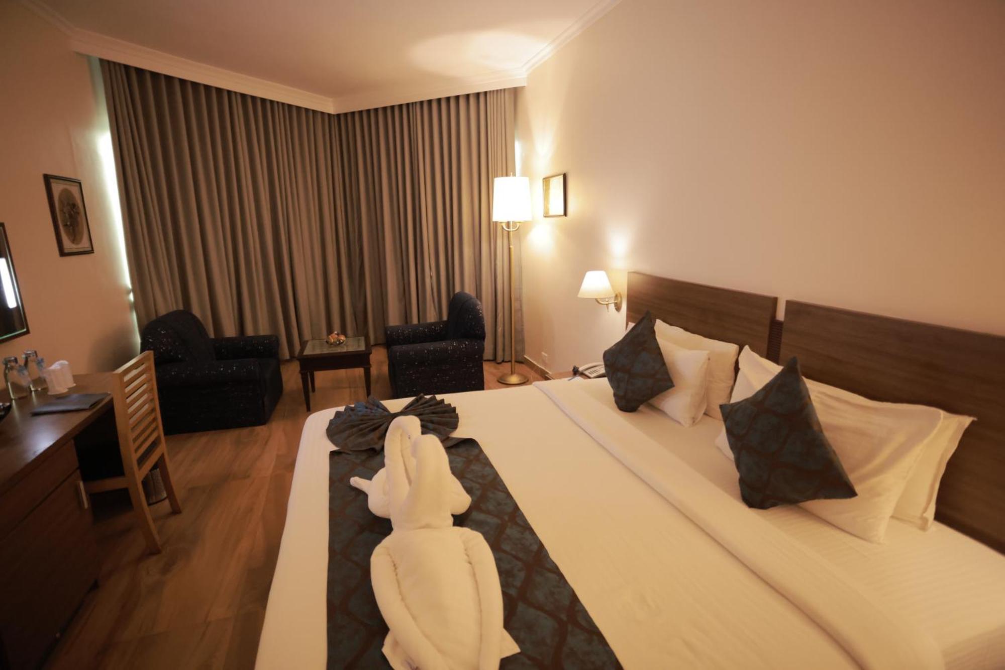 เดอะกุยลอนบีชโฮเต็ลแอนด์คอนเวนชั่นเซ็นเตอร์ Hotel โกลลัม ภายนอก รูปภาพ