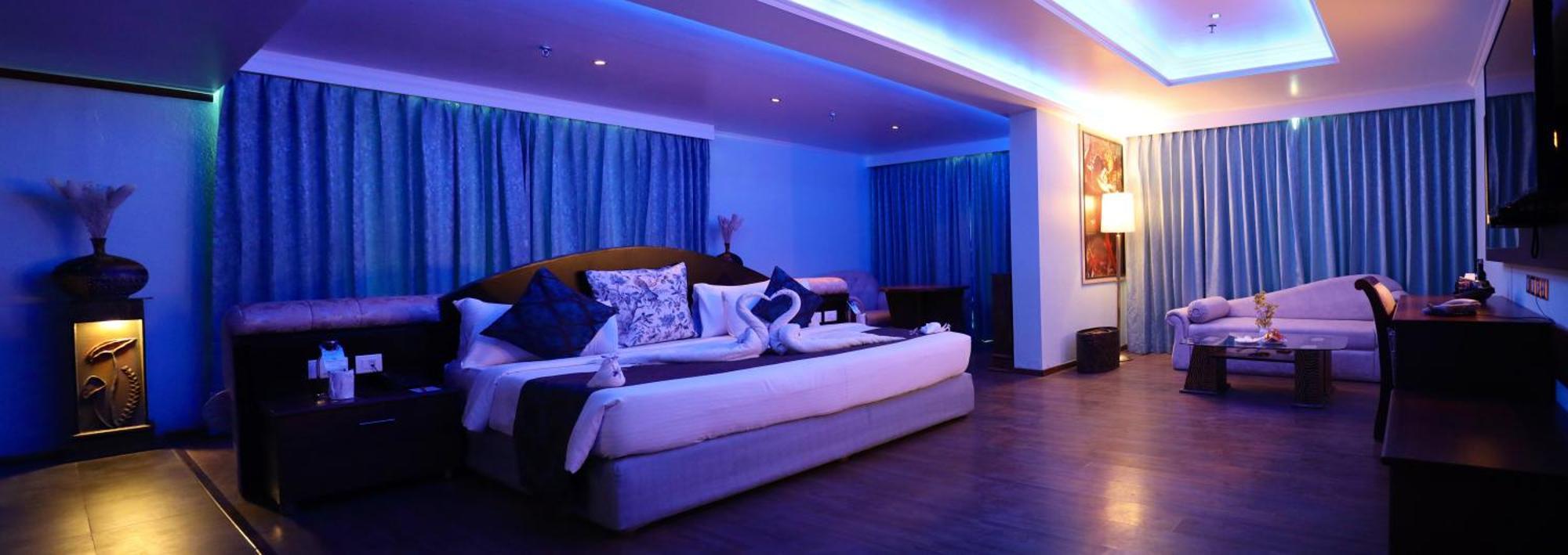 เดอะกุยลอนบีชโฮเต็ลแอนด์คอนเวนชั่นเซ็นเตอร์ Hotel โกลลัม ภายนอก รูปภาพ